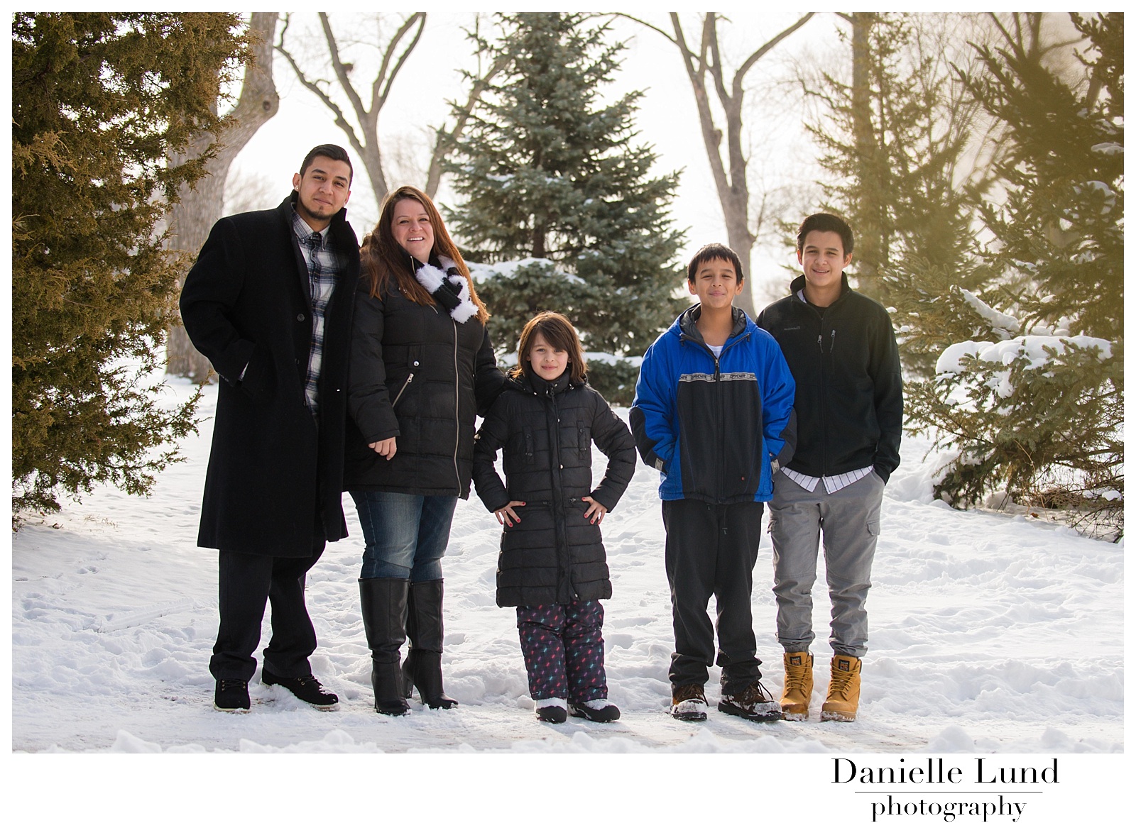 Powderhorn Park Minneapolis Winter Family Photography