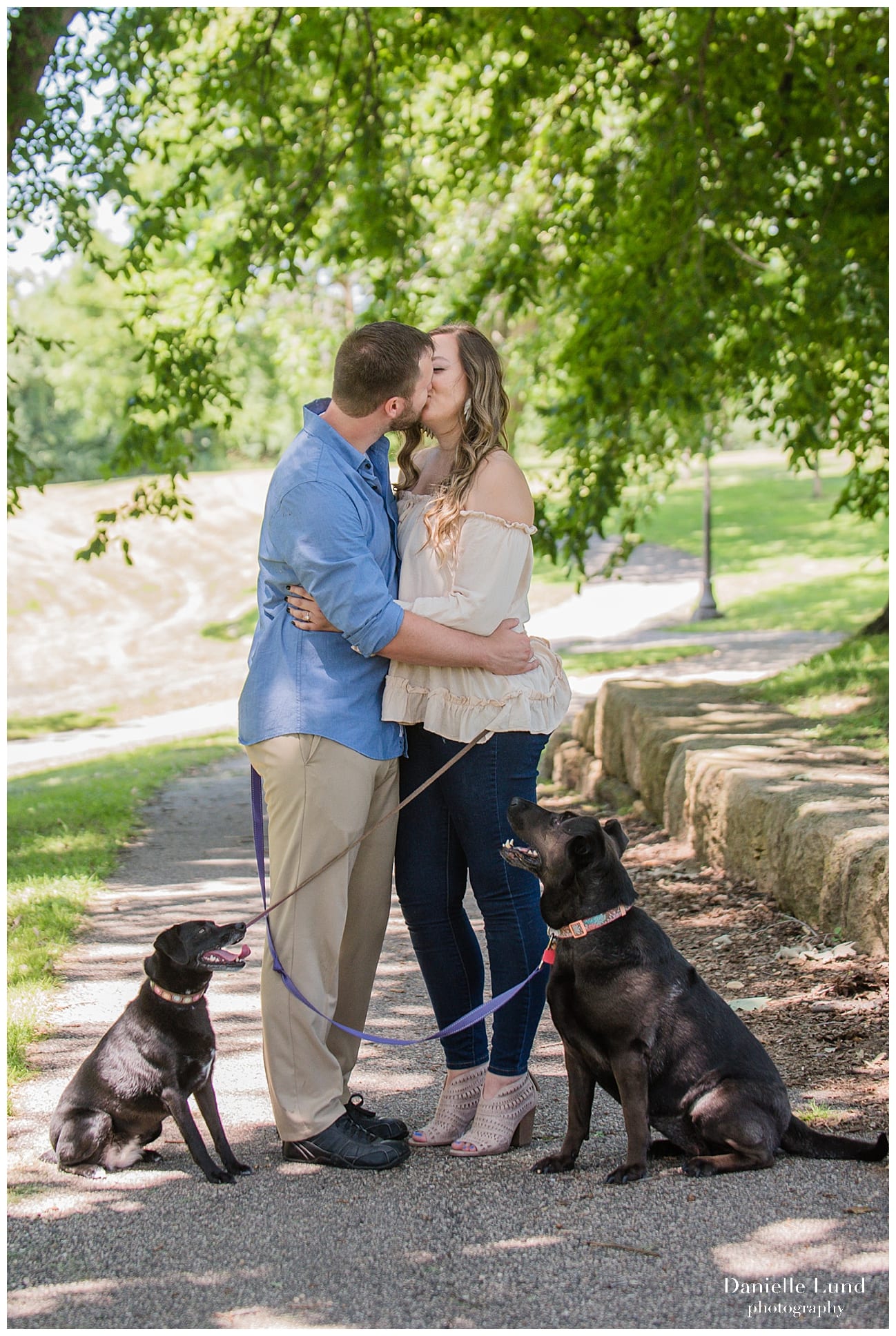 como-zoo-engagement-session-danielle-lund-photography1