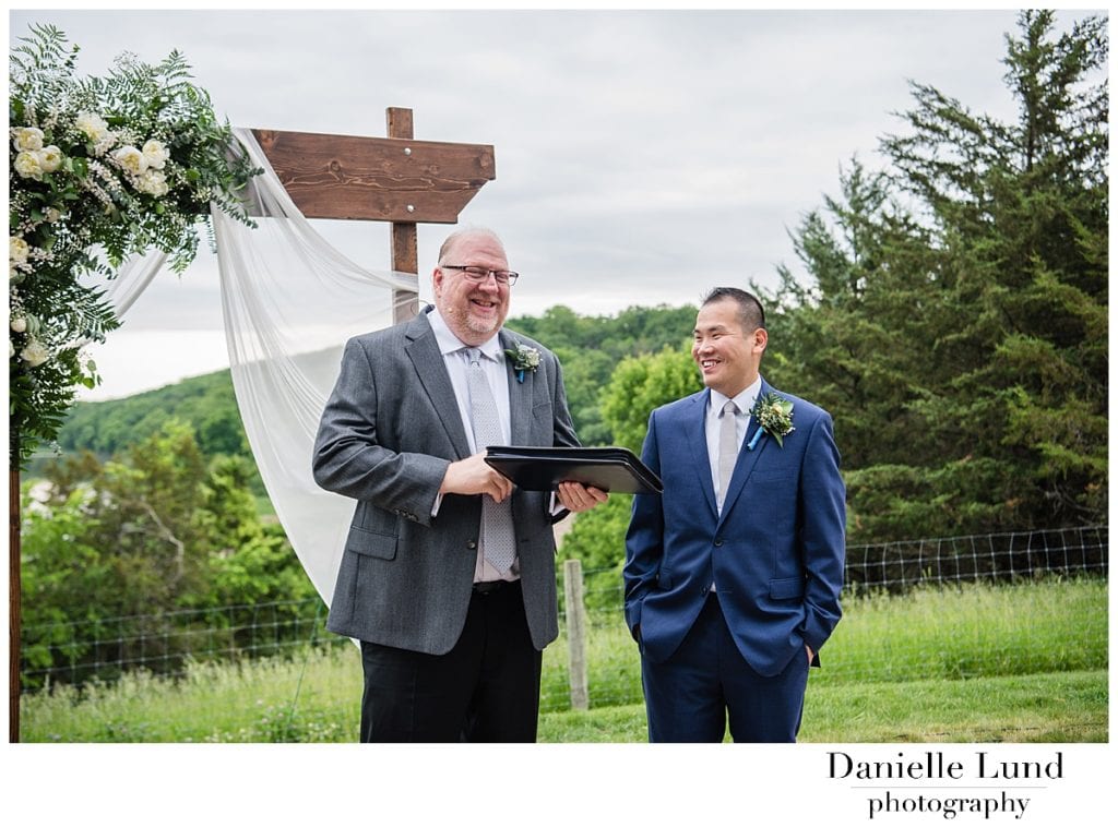 ceremony-gale-woods-danielle-lund-photography10