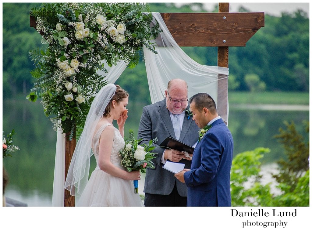 ceremony-gale-woods-danielle-lund-photography6