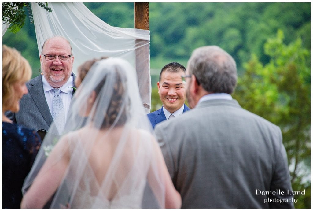 ceremony-gale-woods-danielle-lund-photography8