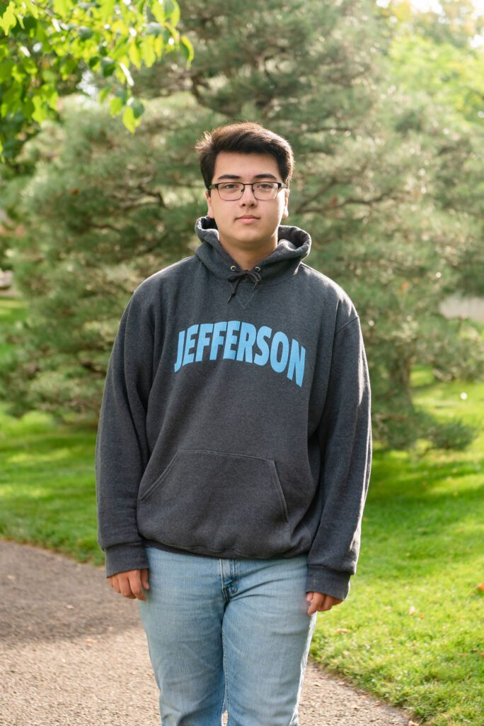 jefferson-wisconsin-high-school-senior-photographer-boy-sweatshirt-studio-510-photography 2