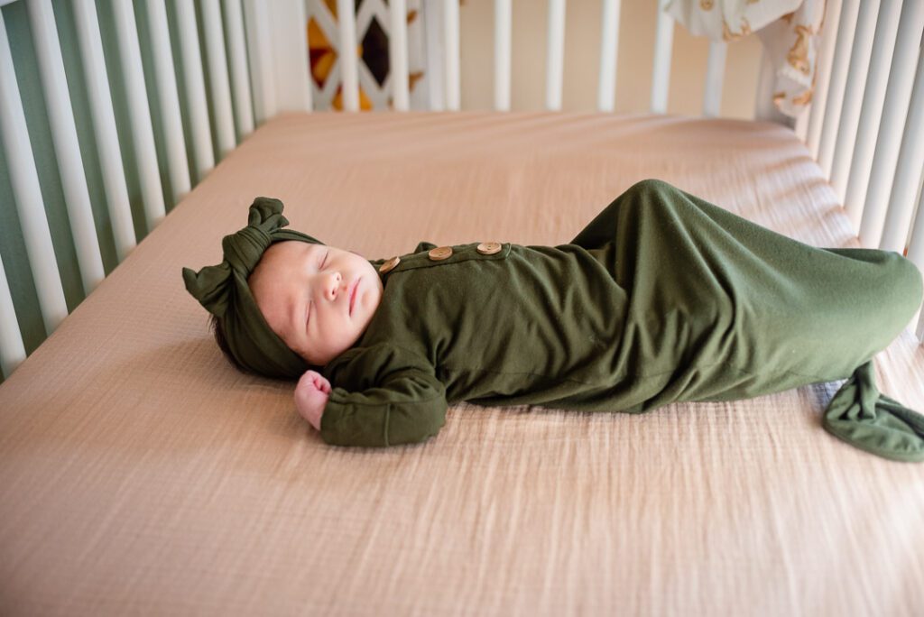 newborn-in-crib-lifestyle-photographer-cambridge-wi-studio-501-photography3
